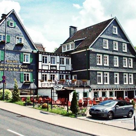 Hotel In Der Strassen ゾーリンゲン エクステリア 写真