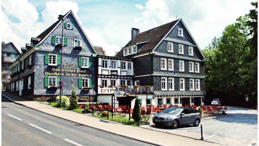 Hotel In Der Strassen ゾーリンゲン エクステリア 写真