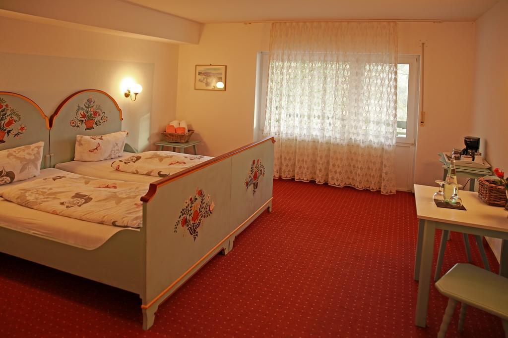 Hotel In Der Strassen ゾーリンゲン エクステリア 写真